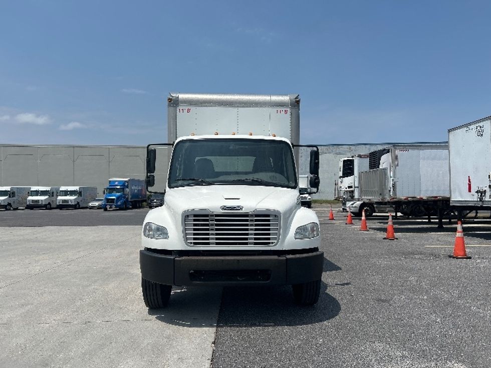 Medium Duty Box Truck-Light and Medium Duty Trucks-Freightliner-2020-M2-Hammond-LA-97,441\n\t\tmiles-$ 67,250 - Image 2