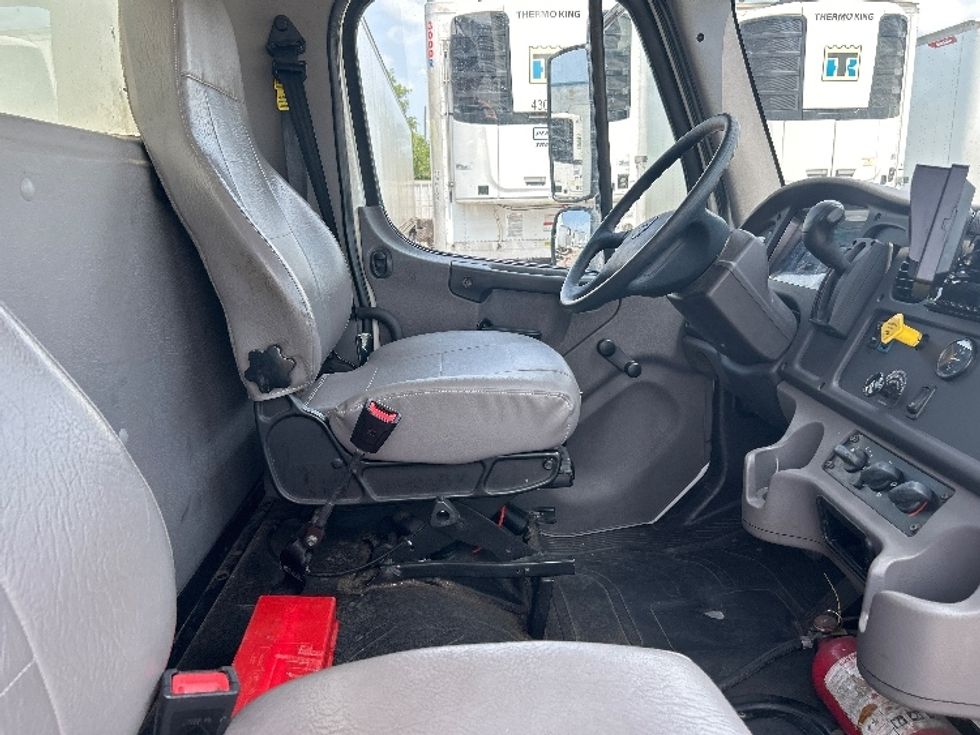 Medium Duty Box Truck-Light and Medium Duty Trucks-Freightliner-2020-M2-Hammond-LA-97,441\n\t\tmiles-$ 67,250 - Image 22