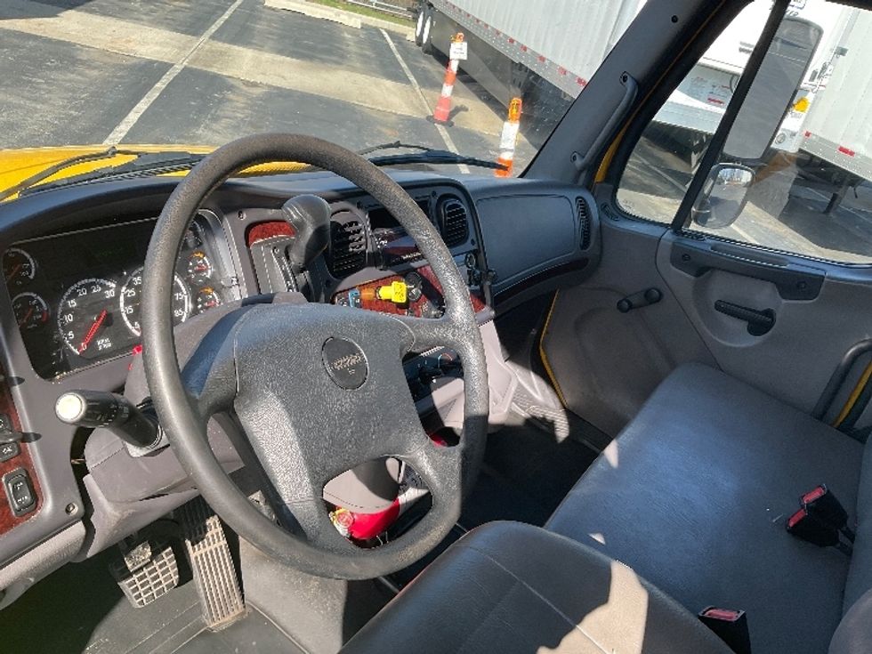 2020 Freightliner M2 106 Medium Duty photo 14