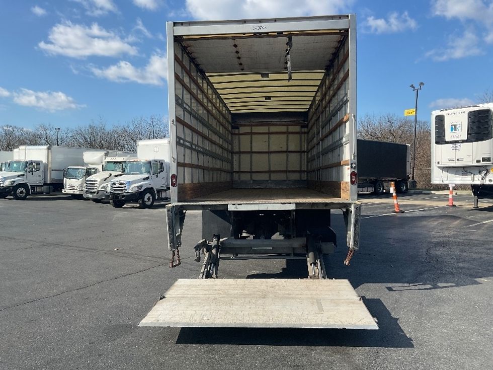 2020 Freightliner M2 106 Medium Duty photo 9