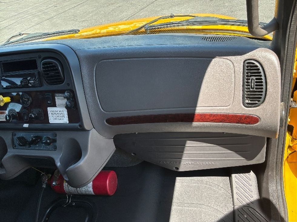 Medium Duty Box Truck-Light and Medium Duty Trucks-Freightliner-2020-M2-Harrisburg-PA-208,582\n\t\tmiles-$ 40,000 - Image 21