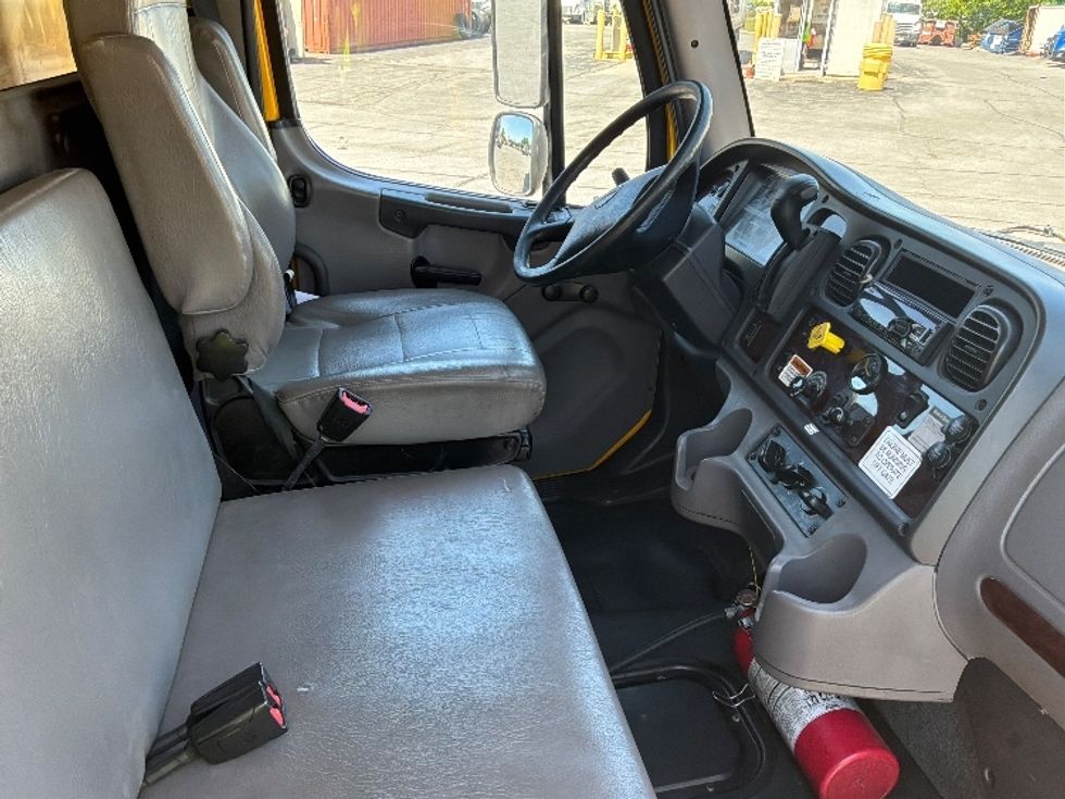 Medium Duty Box Truck-Light and Medium Duty Trucks-Freightliner-2020-M2-Harrisburg-PA-208,582\n\t\tmiles-$ 40,000 - Image 22