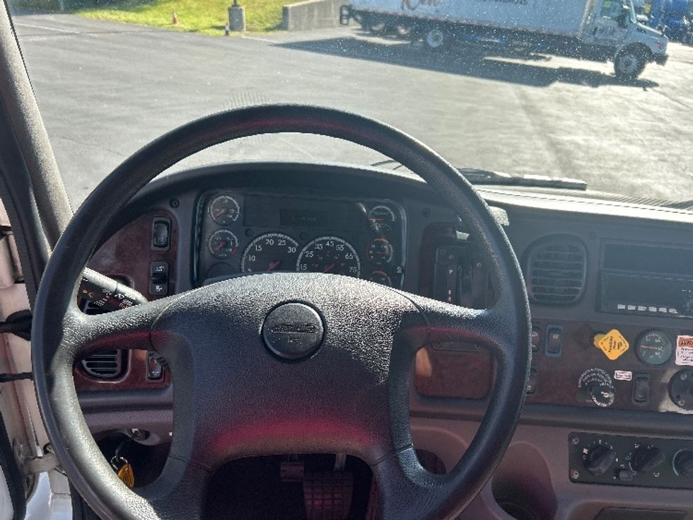 Medium Duty Box Truck-Light and Medium Duty Trucks-Freightliner-2020-M2-Harrisburg-PA-212,835\n\t\tmiles-$ 46,500 - Image 18