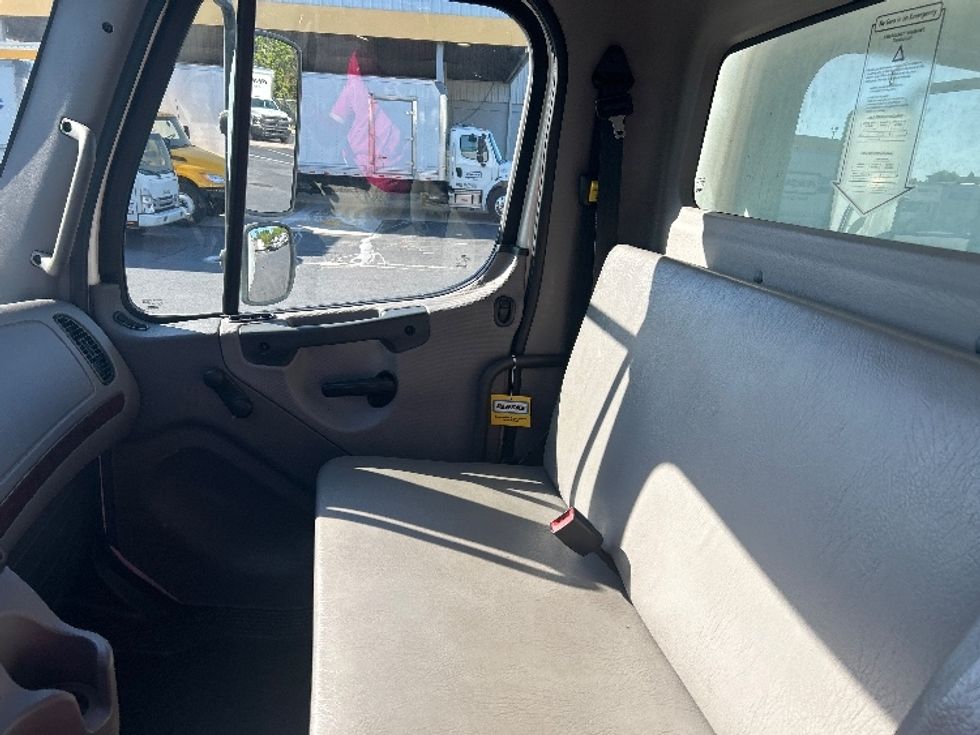 Medium Duty Box Truck-Light and Medium Duty Trucks-Freightliner-2020-M2-Harrisburg-PA-212,835\n\t\tmiles-$ 46,500 - Image 19
