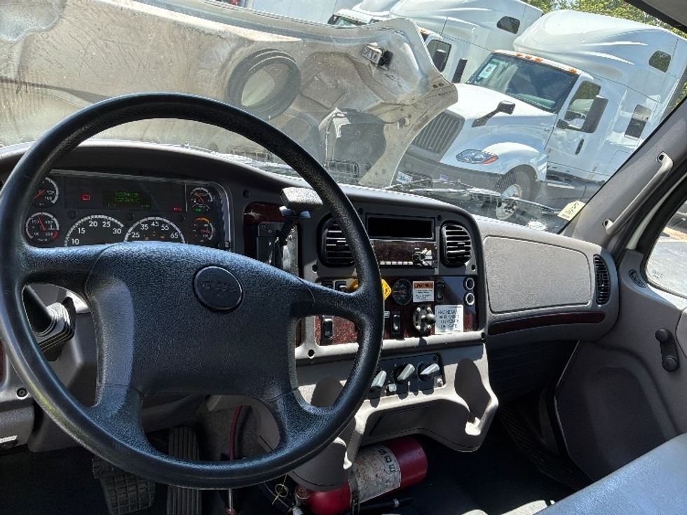 Medium Duty Box Truck-Light and Medium Duty Trucks-Freightliner-2020-M2-Harrisburg-PA-212,835\n\t\tmiles-$ 46,500 - Image 25
