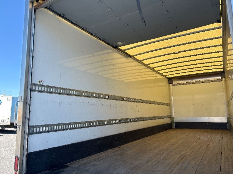 Medium Duty Box Truck-Light and Medium Duty Trucks-Freightliner-2020-M2-Harrisburg-PA-35,224\n\t\tmiles-$ 61,750 - Image 11