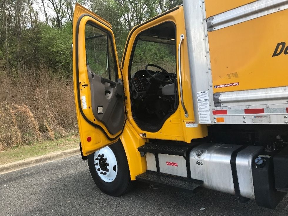 Medium Duty Box Truck-Light and Medium Duty Trucks-Freightliner-2020-M2-Homewood-AL-162,804\n\t\tmiles-$ 56,500 - Image 16
