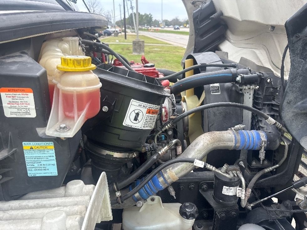 Medium Duty Box Truck-Light and Medium Duty Trucks-Freightliner-2020-M2-Houston-TX-108,004\n\t\tmiles-$ 60,250 - Image 21