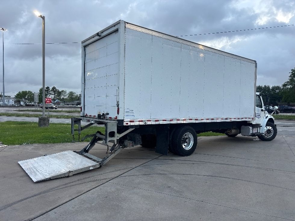 Medium Duty Box Truck-Light and Medium Duty Trucks-Freightliner-2020-M2-Houston-TX-126,515\n\t\tmiles-$ 57,750 - Image 12