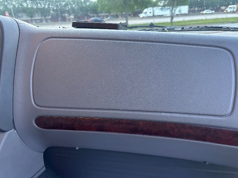 Medium Duty Box Truck-Light and Medium Duty Trucks-Freightliner-2020-M2-Houston-TX-126,515\n\t\tmiles-$ 57,750 - Image 19