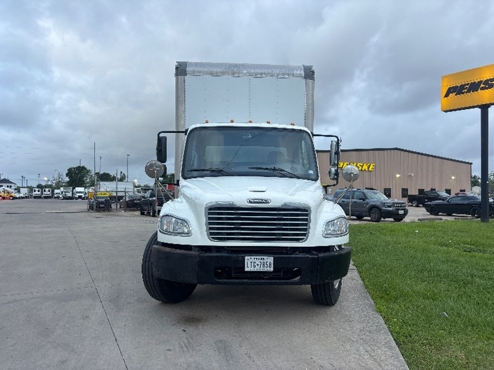 Medium Duty Box Truck-Light and Medium Duty Trucks-Freightliner-2020-M2-Houston-TX-126,515\n\t\tmiles-$ 57,750 - Image 2