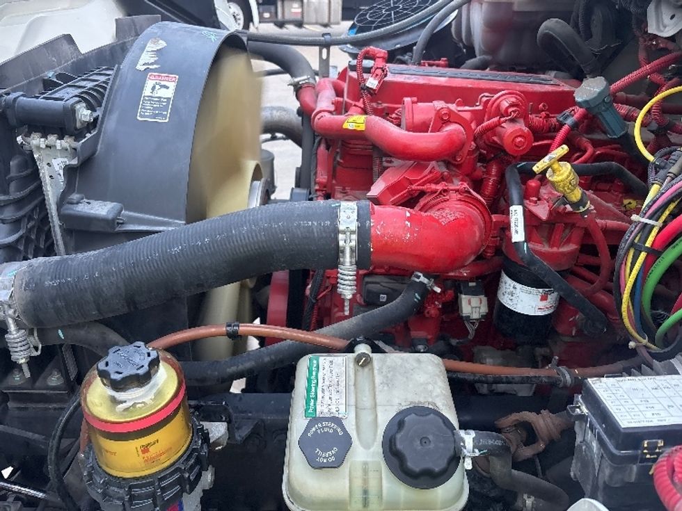 Medium Duty Box Truck-Light and Medium Duty Trucks-Freightliner-2020-M2-Houston-TX-126,515\n\t\tmiles-$ 57,750 - Image 22