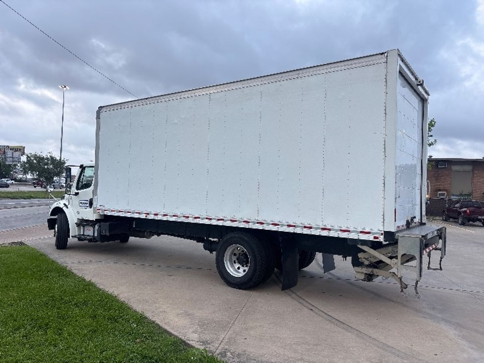 Medium Duty Box Truck-Light and Medium Duty Trucks-Freightliner-2020-M2-Houston-TX-126,515\n\t\tmiles-$ 57,750 - Image 6