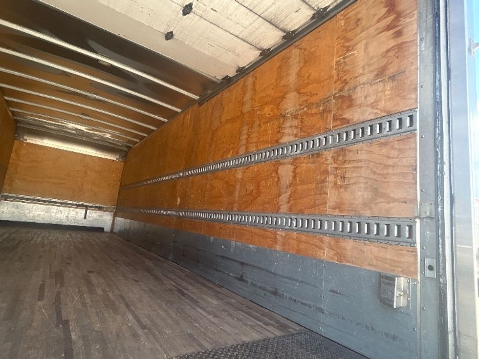 Medium Duty Box Truck-Light and Medium Duty Trucks-Freightliner-2020-M2-Houston-TX-164,523\n\t\tmiles-$ 42,250 - Image 12