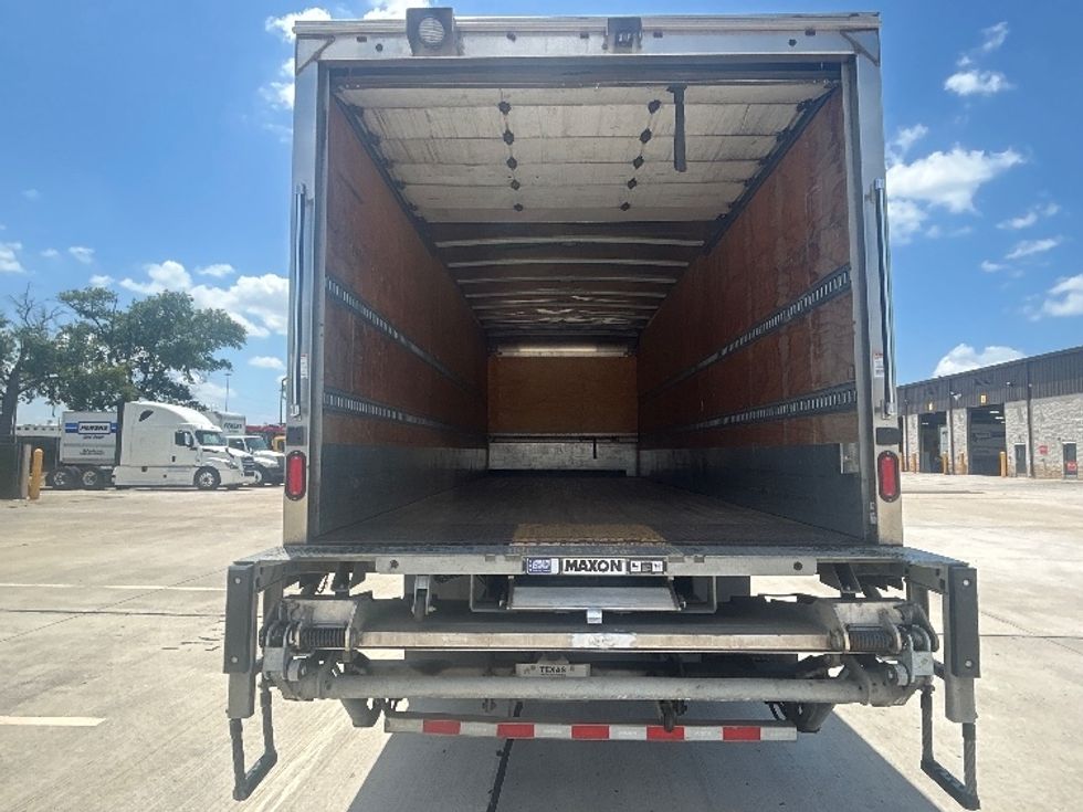 Medium Duty Box Truck-Light and Medium Duty Trucks-Freightliner-2020-M2-Houston-TX-164,523\n\t\tmiles-$ 42,250 - Image 8