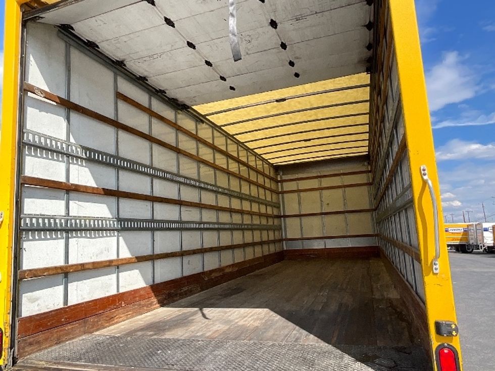 Medium Duty Box Truck-Light and Medium Duty Trucks-Freightliner-2020-M2-Houston-TX-181,484\n\t\tmiles-$ 36,250 - Image 11