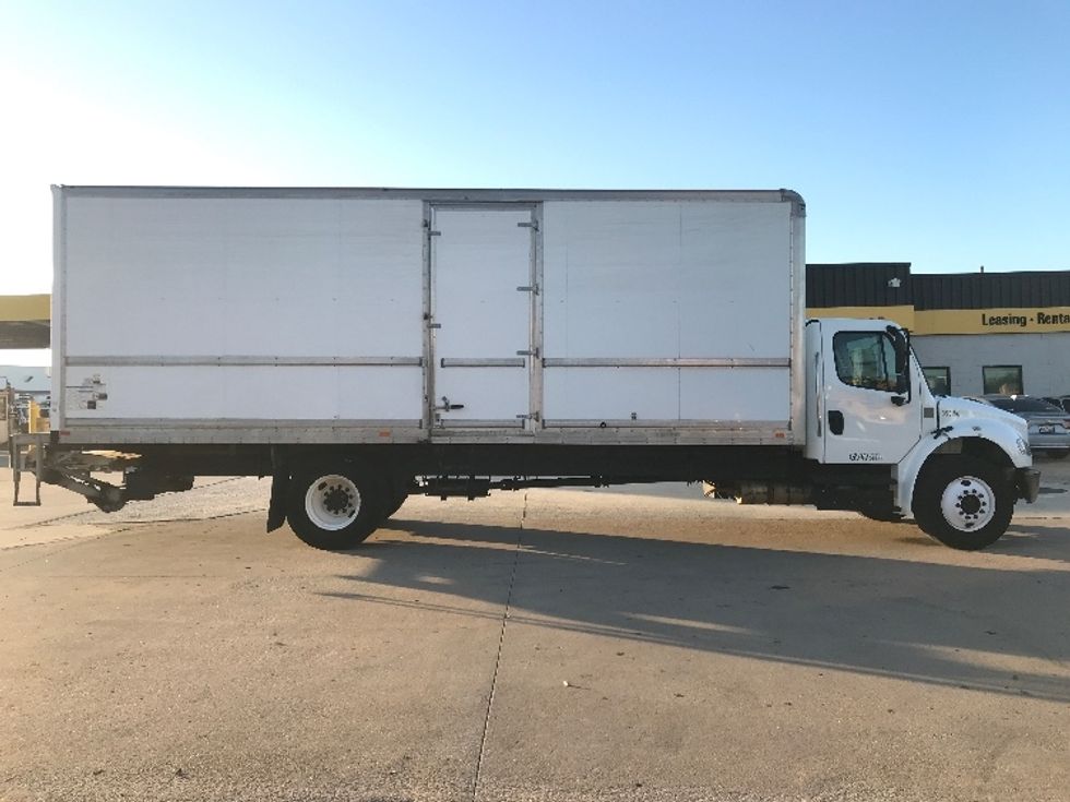 Medium Duty Box Truck-Light and Medium Duty Trucks-Freightliner-2020-M2-Houston-TX-195,173\n\t\tmiles-$ 53,000 - Image 15