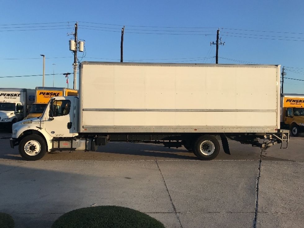 Medium Duty Box Truck-Light and Medium Duty Trucks-Freightliner-2020-M2-Houston-TX-195,173\n\t\tmiles-$ 53,000 - Image 4