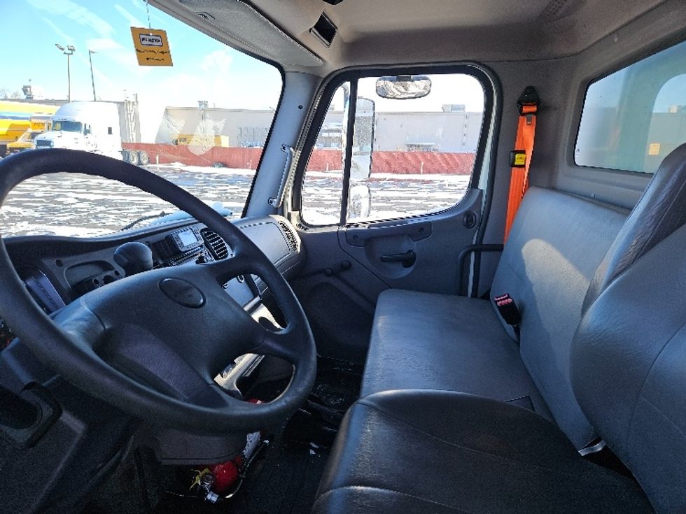 Medium Duty Box Truck-Light and Medium Duty Trucks-Freightliner-2020-M2-Indianapolis-IN-178,989\n\t\tmiles-$ 54,750 - Image 19