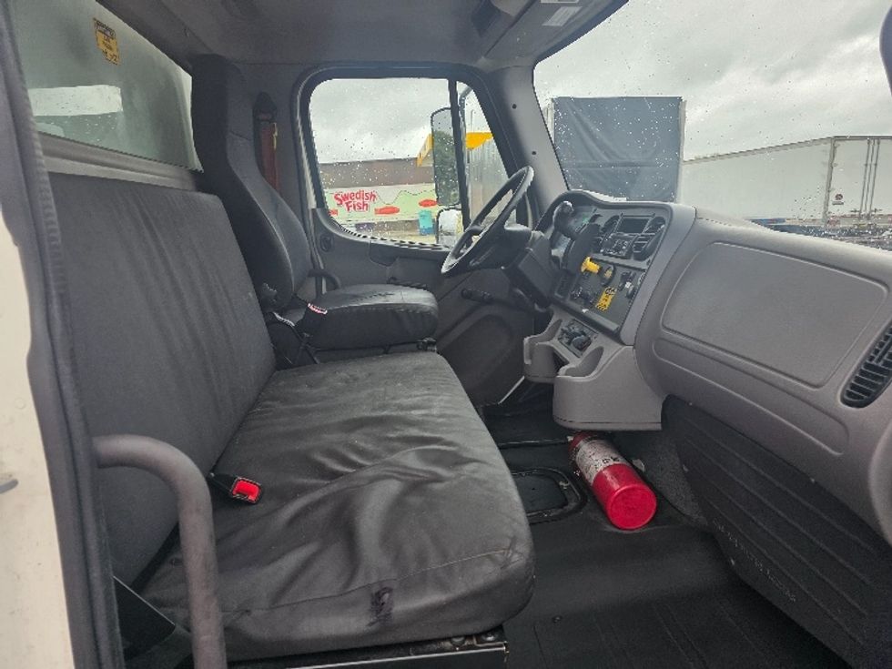 Medium Duty Box Truck-Light and Medium Duty Trucks-Freightliner-2020-M2-Indianapolis-IN-192,071\n\t\tmiles-$ 49,000 - Image 22