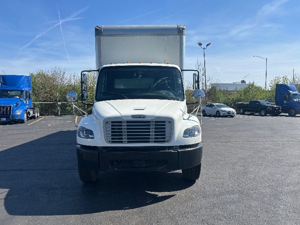 Medium Duty Box Truck-Light and Medium Duty Trucks-Freightliner-2020-M2-Indianapolis-IN-193,600\n\t\tmiles-$ 54,750 - Image 2