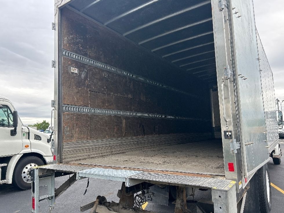 Medium Duty Box Truck-Light and Medium Duty Trucks-Freightliner-2020-M2-Indianapolis-IN-198,853\n\t\tmiles-$ 49,250 - Image 11