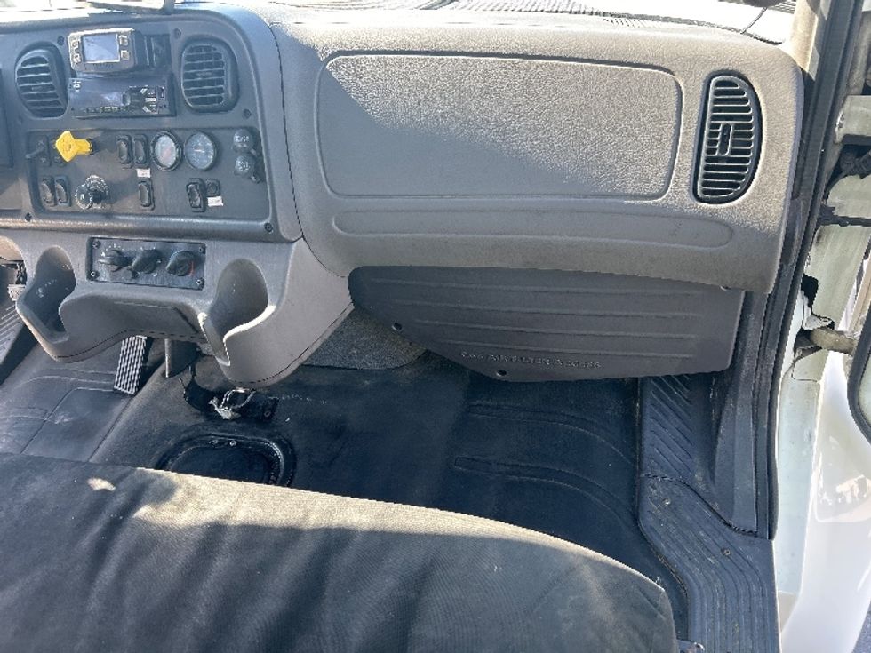 Medium Duty Box Truck-Light and Medium Duty Trucks-Freightliner-2020-M2-Indianapolis-IN-198,853\n\t\tmiles-$ 49,250 - Image 21