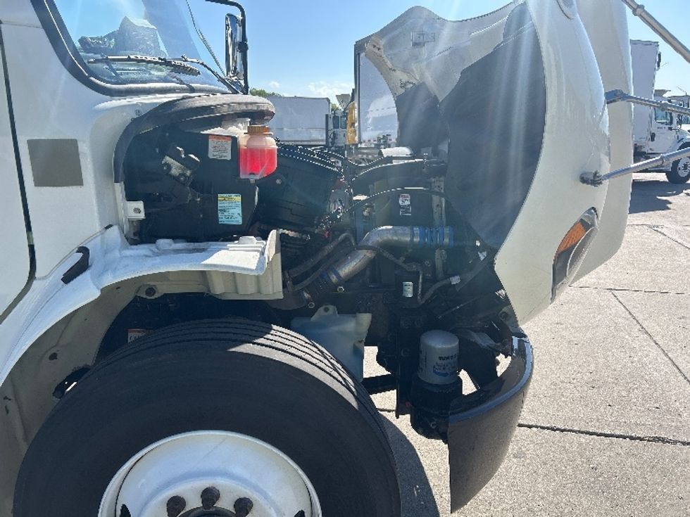 Medium Duty Box Truck-Light and Medium Duty Trucks-Freightliner-2020-M2-Indianapolis-IN-198,853\n\t\tmiles-$ 49,250 - Image 23