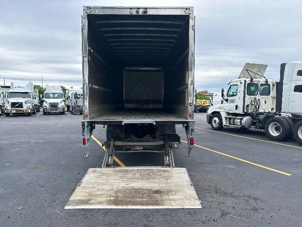 Medium Duty Box Truck-Light and Medium Duty Trucks-Freightliner-2020-M2-Indianapolis-IN-198,853\n\t\tmiles-$ 49,250 - Image 9