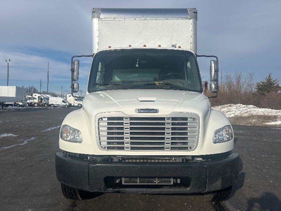 Medium Duty Box Truck-Light and Medium Duty Trucks-Freightliner-2020-M2-Indianapolis-IN-199,121\n\t\tmiles-$ 47,250 - Image 2
