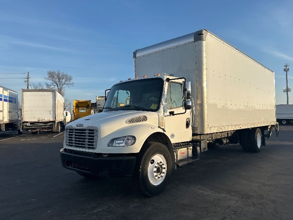 Medium Duty Box Truck-Light and Medium Duty Trucks-Freightliner-2020-M2-Indianapolis-IN-199,121\n\t\tmiles-$ 47,250 - Image 3