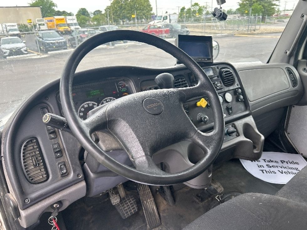 Medium Duty Box Truck-Light and Medium Duty Trucks-Freightliner-2020-M2-Indianapolis-IN-204,398\n\t\tmiles-$ 48,500 - Image 17