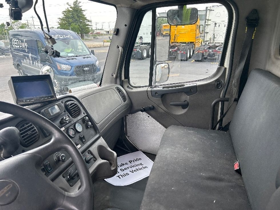 Medium Duty Box Truck-Light and Medium Duty Trucks-Freightliner-2020-M2-Indianapolis-IN-204,398\n\t\tmiles-$ 48,500 - Image 19