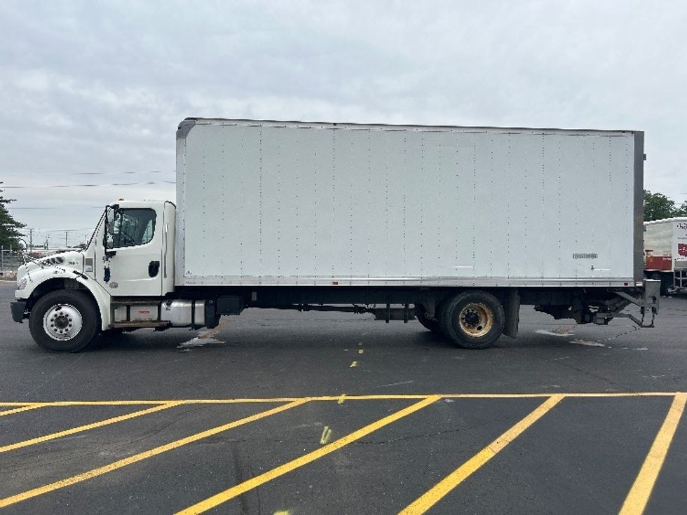 Medium Duty Box Truck-Light and Medium Duty Trucks-Freightliner-2020-M2-Indianapolis-IN-204,398\n\t\tmiles-$ 48,500 - Image 4