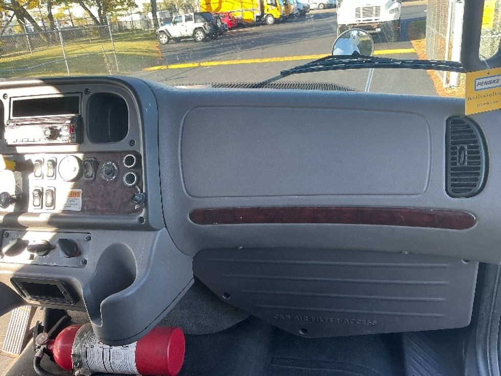 Medium Duty Box Truck-Light and Medium Duty Trucks-Freightliner-2020-M2-Indianapolis-IN-224,059\n\t\tmiles-$ 49,000 - Image 21