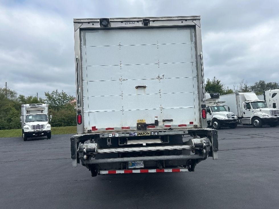 Medium Duty Box Truck-Light and Medium Duty Trucks-Freightliner-2020-M2-Indianapolis-IN-237,007\n\t\tmiles-$ 31,750 - Image 7