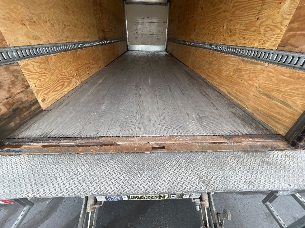 Medium Duty Box Truck-Light and Medium Duty Trucks-Freightliner-2020-M2-Indianapolis-IN-237,206\n\t\tmiles-$ 50,750 - Image 10