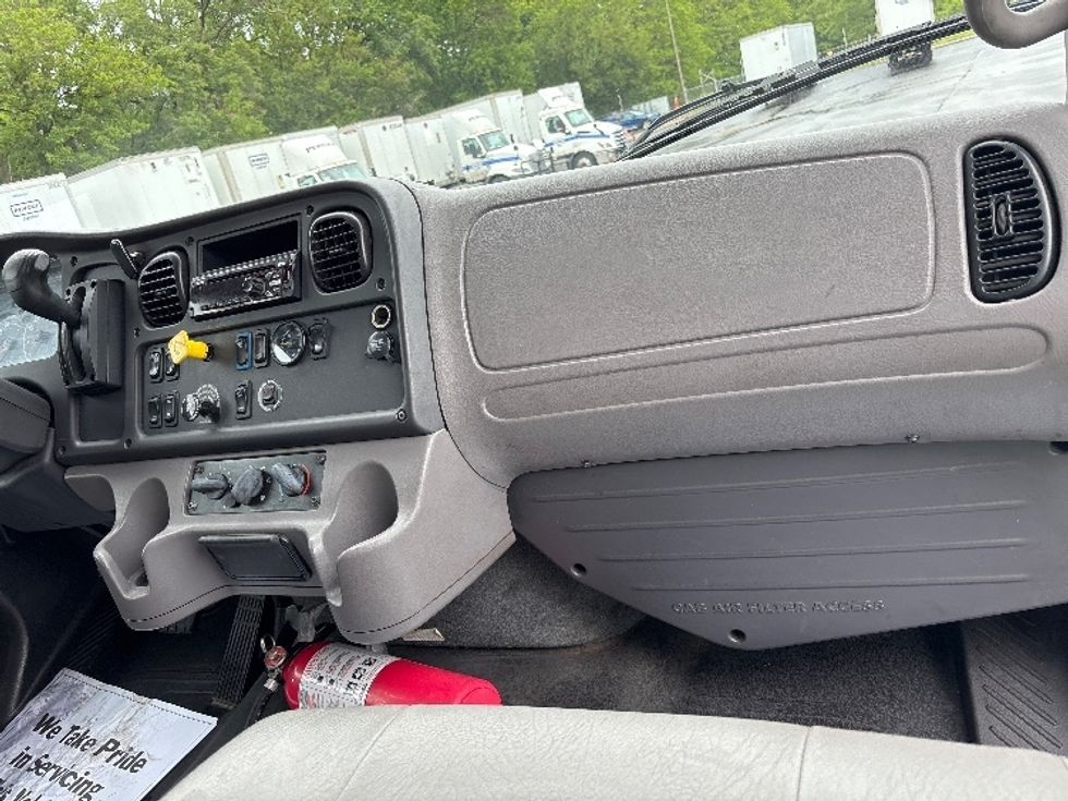 Medium Duty Box Truck-Light and Medium Duty Trucks-Freightliner-2020-M2-Indianapolis-IN-279,290\n\t\tmiles-$ 40,750 - Image 21