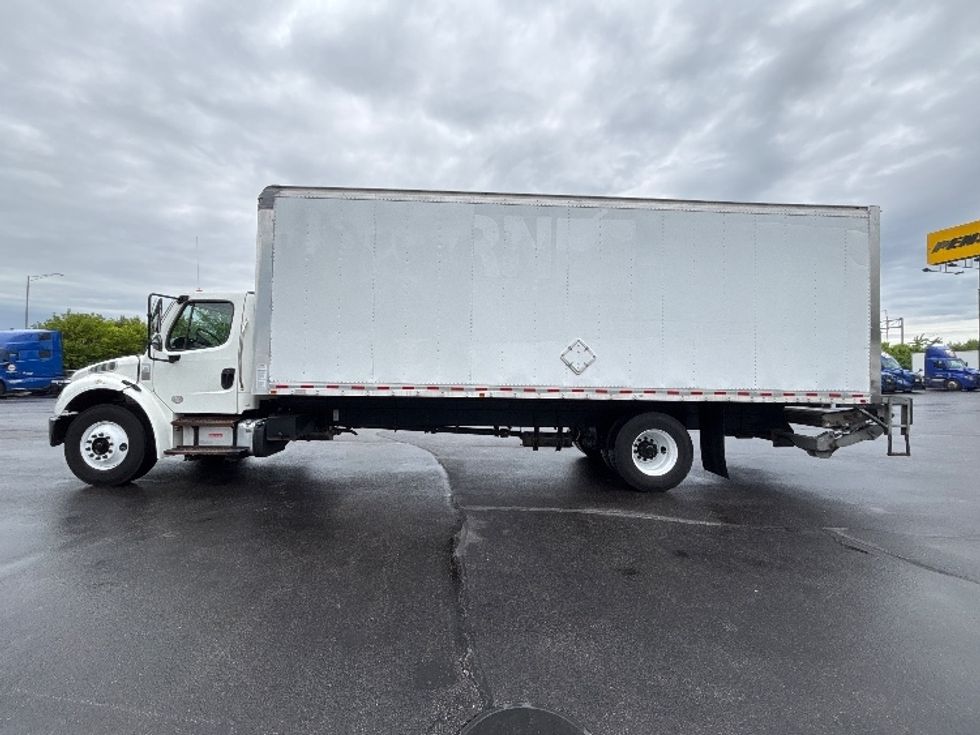 Medium Duty Box Truck-Light and Medium Duty Trucks-Freightliner-2020-M2-Indianapolis-IN-279,290\n\t\tmiles-$ 40,750 - Image 4