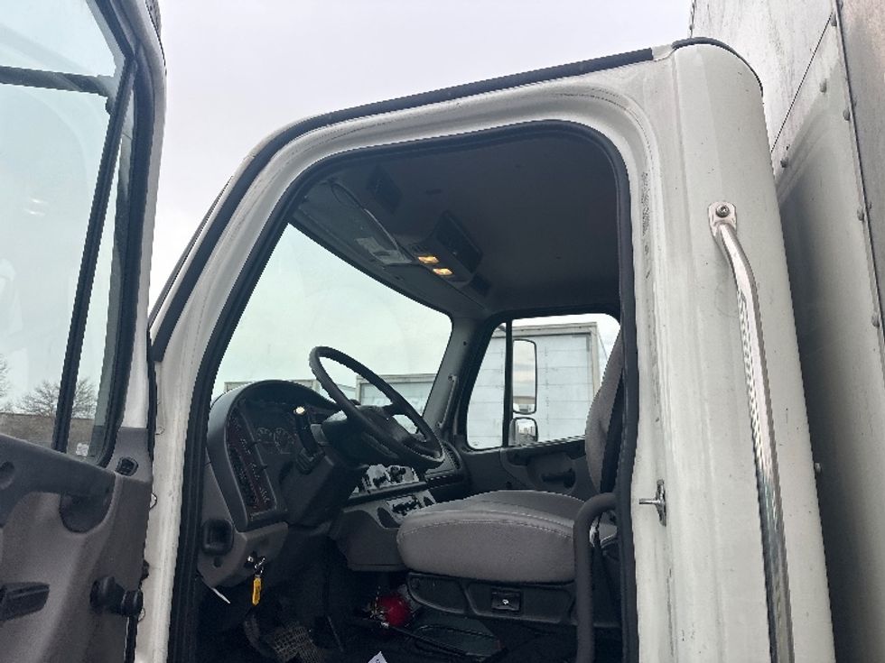 2020 Freightliner M2 106 Medium Duty photo 15