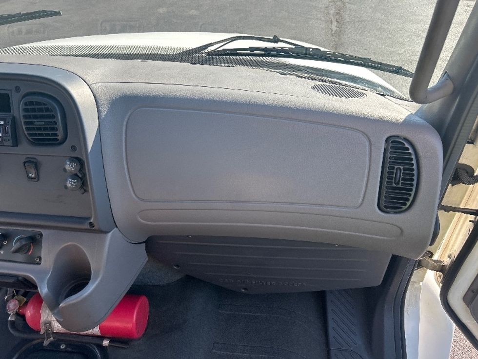 Medium Duty Box Truck-Light and Medium Duty Trucks-Freightliner-2020-M2-Indianapolis-IN-318,070\n\t\tmiles-$ 28,250 - Image 21