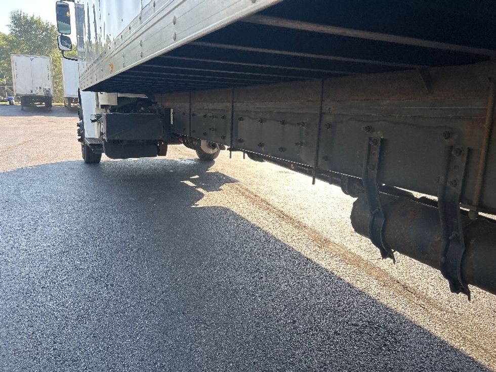 Medium Duty Box Truck-Light and Medium Duty Trucks-Freightliner-2020-M2-Indianapolis-IN-318,070\n\t\tmiles-$ 28,250 - Image 5