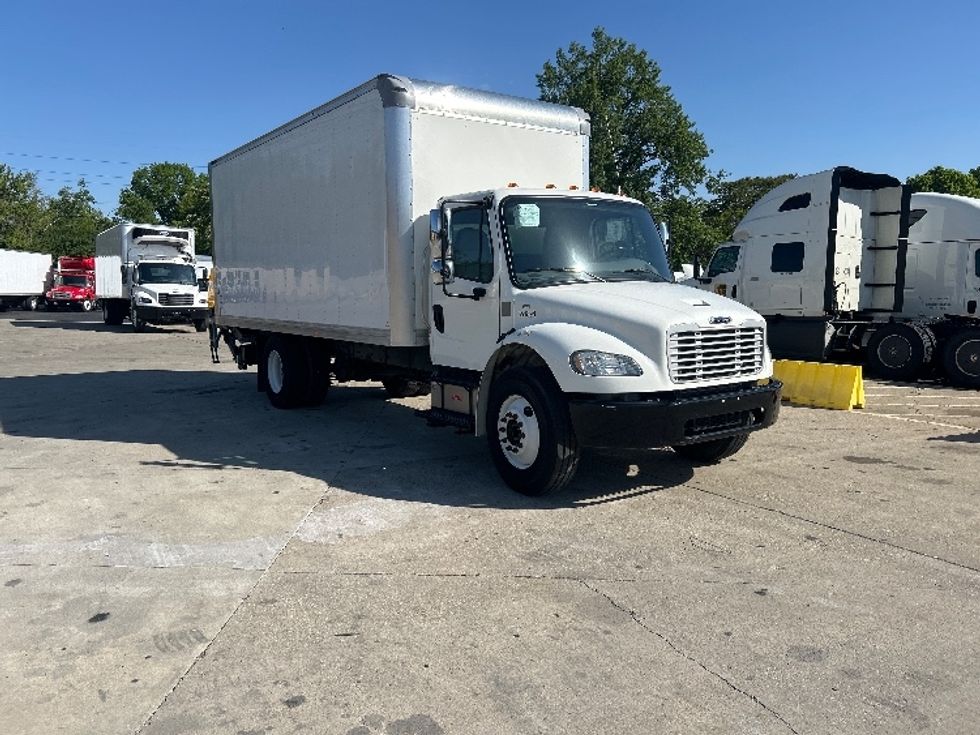 Medium Duty Box Truck-Light and Medium Duty Trucks-Freightliner-2020-M2-Indianapolis-IN-38,704\n\t\tmiles-$ 61,750 - Image 1