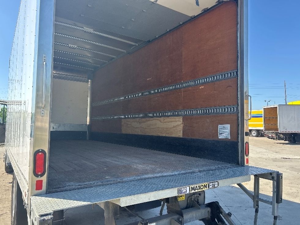 Medium Duty Box Truck-Light and Medium Duty Trucks-Freightliner-2020-M2-Indianapolis-IN-38,704\n\t\tmiles-$ 61,750 - Image 12