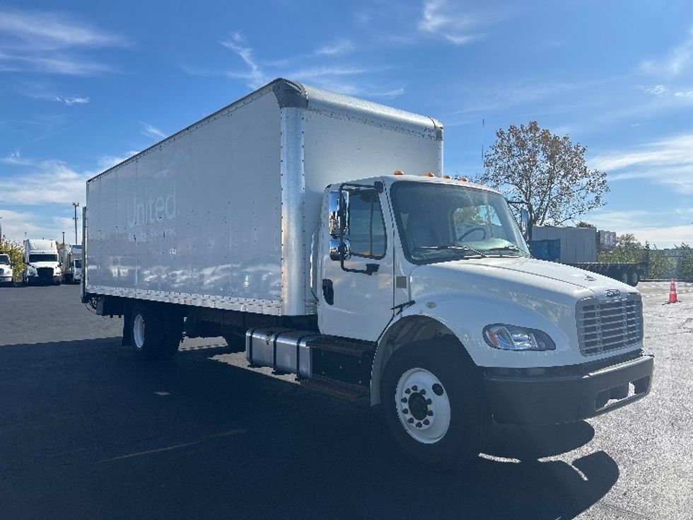 Medium Duty Box Truck-Light and Medium Duty Trucks-Freightliner-2020-M2-Indianapolis-IN-81,138\n\t\tmiles-$ 68,750 - Image 1