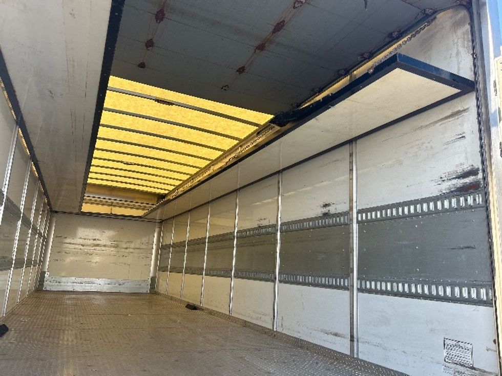 Medium Duty Box Truck-Light and Medium Duty Trucks-Freightliner-2020-M2-Indianapolis-IN-81,138\n\t\tmiles-$ 68,750 - Image 11