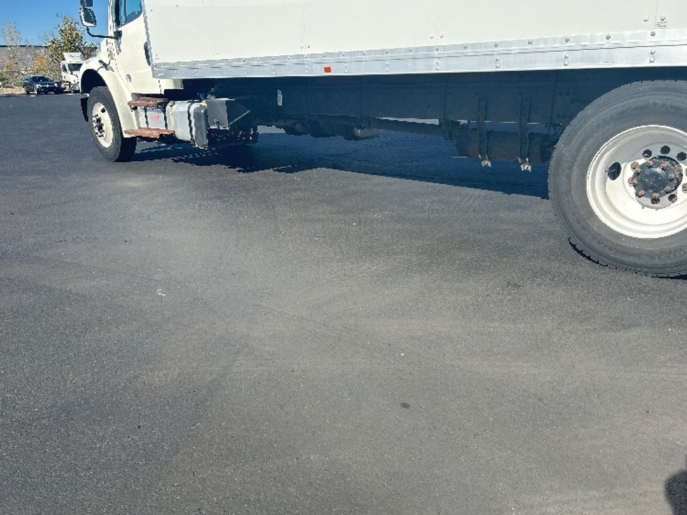 Medium Duty Box Truck-Light and Medium Duty Trucks-Freightliner-2020-M2-Indianapolis-IN-81,138\n\t\tmiles-$ 68,750 - Image 5