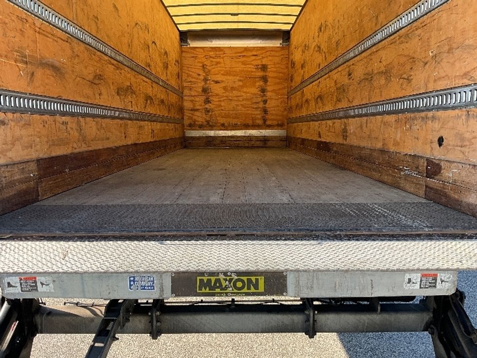 Medium Duty Box Truck-Light and Medium Duty Trucks-Freightliner-2020-M2-Jacksonville-FL-180,921\n\t\tmiles-$ 46,500 - Image 10