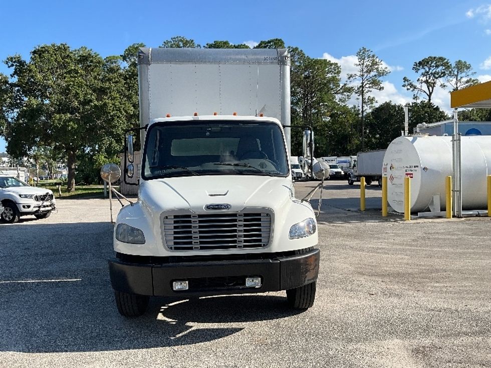 Medium Duty Box Truck-Light and Medium Duty Trucks-Freightliner-2020-M2-Jacksonville-FL-180,921\n\t\tmiles-$ 46,500 - Image 2