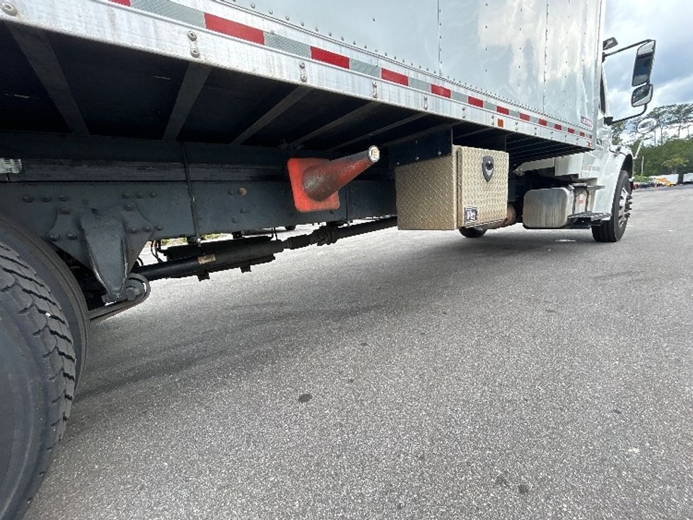 Medium Duty Box Truck-Light and Medium Duty Trucks-Freightliner-2020-M2-Jacksonville-FL-332,728\n\t\tmiles-$ 22,500 - Image 14